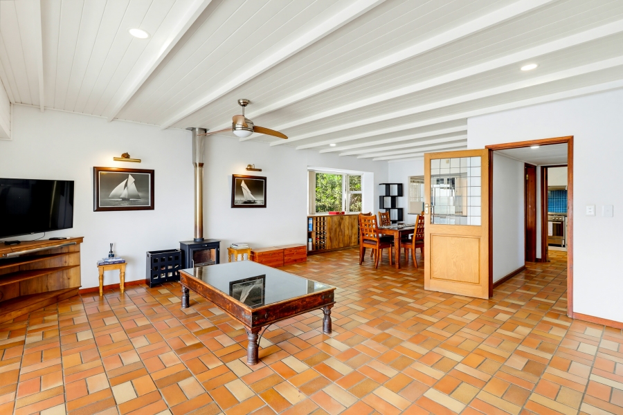 4 Bedroom Property for Sale in Gordons Bay Village Western Cape
